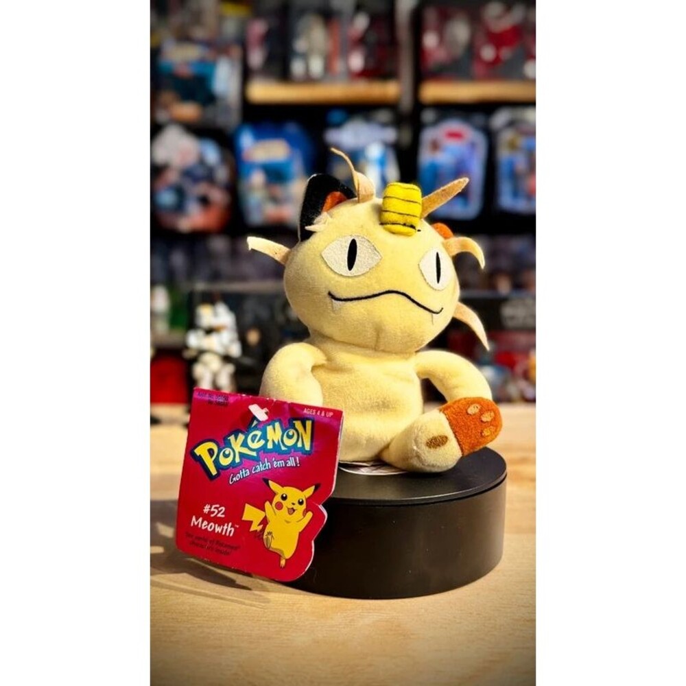 Vintage Hasbro Pokémon Meowth Plush (#52)
